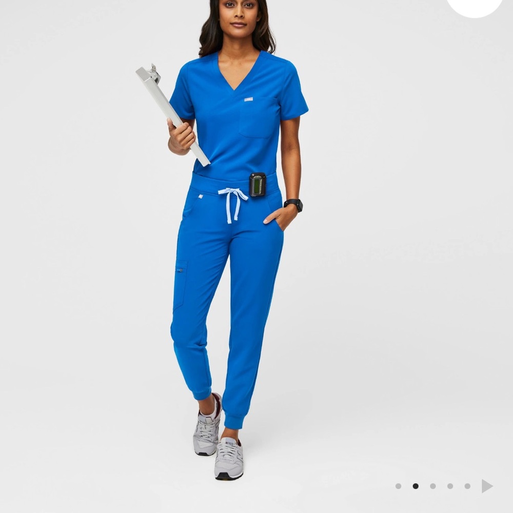 Figs Women's Vibrant Blue Jogger Scrub Pants
